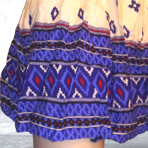 Aztec pattern fully lined slip on skirt with 2 pockets - Picture 4 of 4